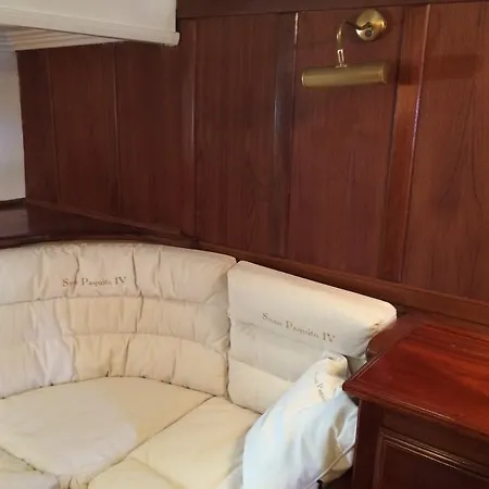 Botel Yacht Sean Paquito Iv