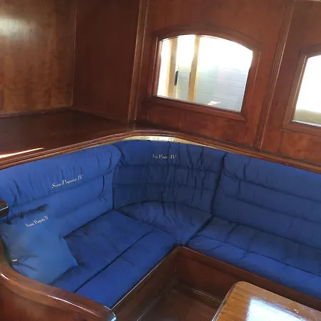 Botel Yacht Sean Paquito Iv Lissabon